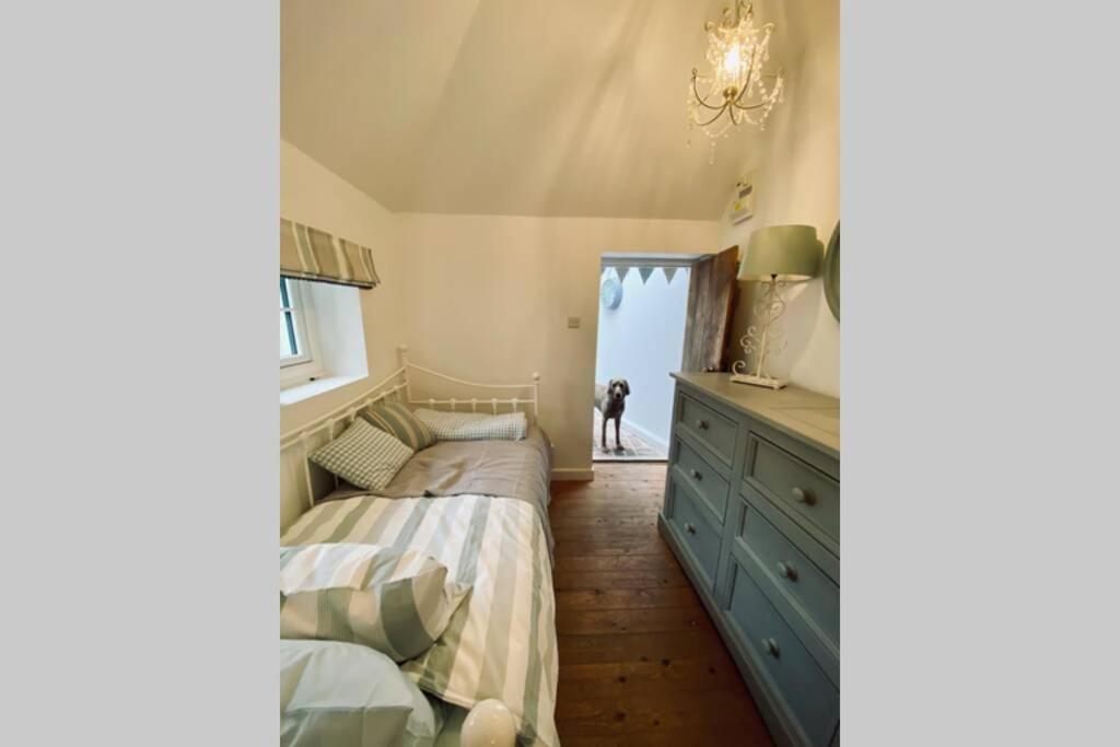Angel Cottage, Boxgrove, Chichester - Relax And Unwind Экстерьер фото